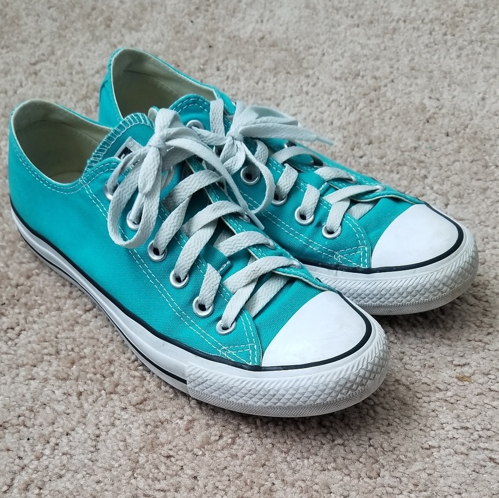 Turquoise Blue Converse low tops